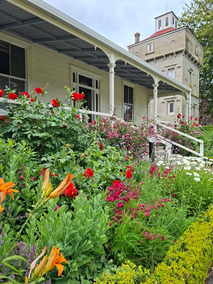 FACILITY CLOSURE NOTICE.
For the safety of our staff and the general public, our museum and rese...